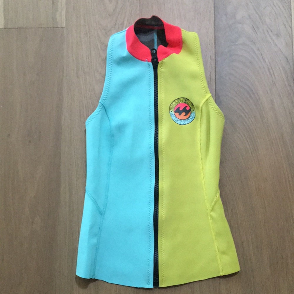 Billabong size 2 neoprene zip vest sleeveless jacket